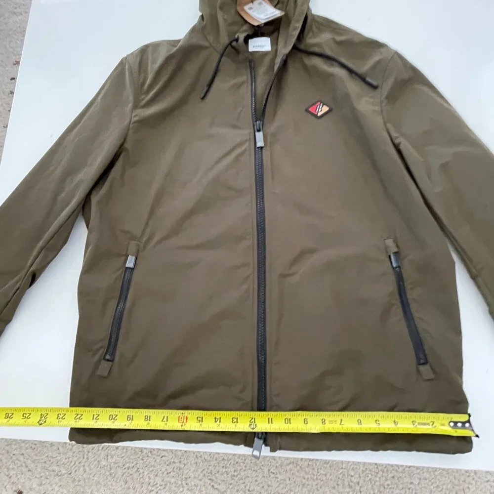 Burberry Everton Nylon Men's hooded Jacket, size 50,‎ 40 US, Oversized styling